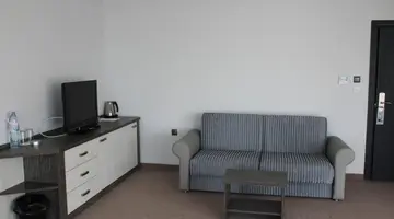 MOONLIGHT HOTEL
