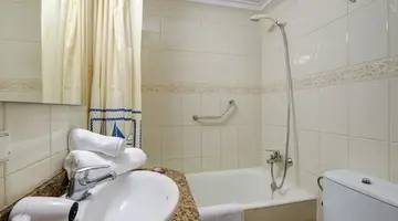 More Hotel