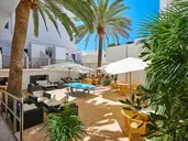 More Hotel