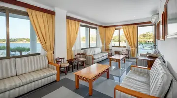 More Hotel