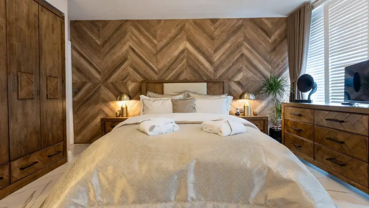MOTTO PREMIUM HOTEL