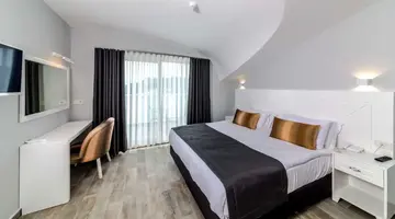 MOTTO PREMIUM HOTEL
