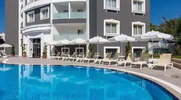 MOTTO PREMIUM HOTEL