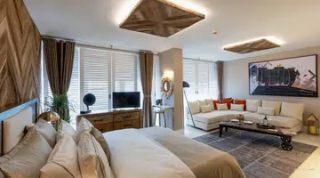 MOTTO PREMIUM HOTEL