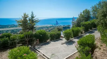 Mouikis Sun Village