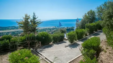 Mouikis Sun Village