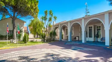 Mouikis Sun Village