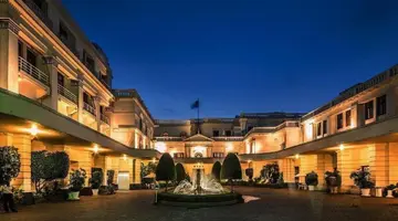 MOUNT LAVINIA BEACH HOTEL