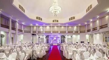 MOUNT LAVINIA BEACH HOTEL
