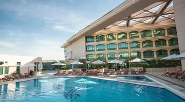 Movenpick Grand Al Bustan Dubai