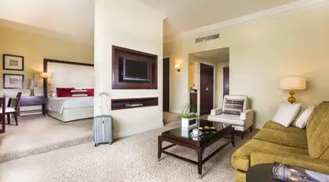 Movenpick Grand Al Bustan Dubai