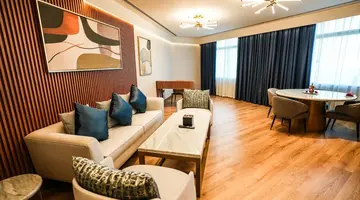 Movenpick Grand Al Bustan Dubai