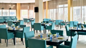 Movenpick Hotel Jumeirah Lakes Towers