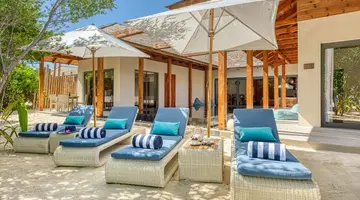 Movenpick Resort Kuredhivaru Maldives
