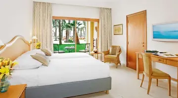 Movenpick Resort & Marine