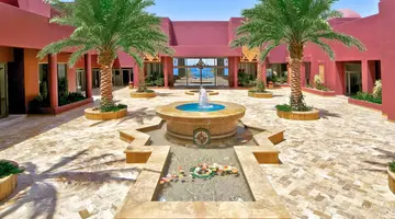 Movenpick Resort & Spa Tala Bay