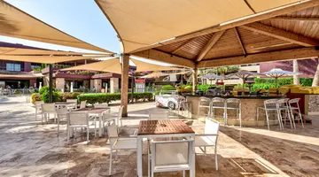 Movenpick Resort & Spa Tala Bay