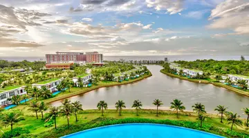 Movenpick Resort Waverly