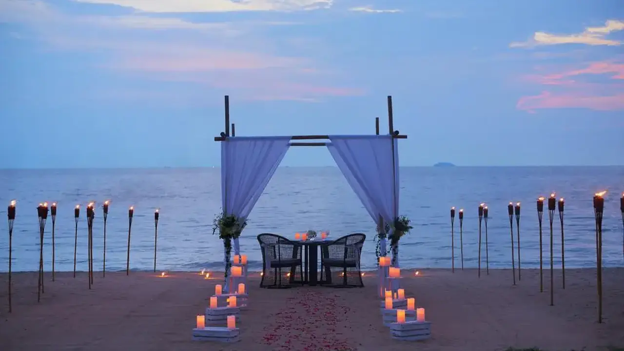 MOVENPICK SIAM HOTEL NA JOMTIEN PATTAYA