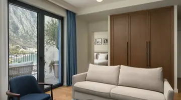 MOVENPICK TEUTA KOTOR BAY