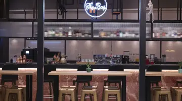 Moxy Athens City