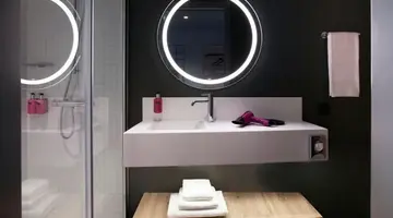Moxy Athens City