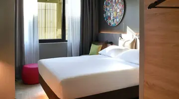 Moxy Athens City