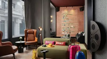 MOXY ISTANBUL BEYOGLU
