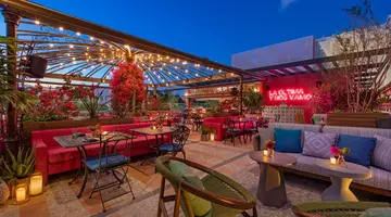 Moxy Miami South Beach