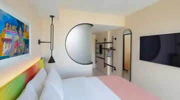 Moxy Miami South Beach
