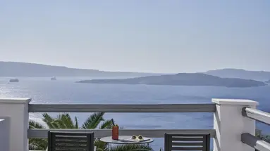 Mr. And Mrs. White Santorini 4