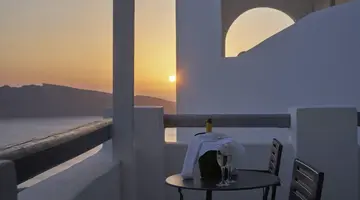 Mr and Mrs White Santorini