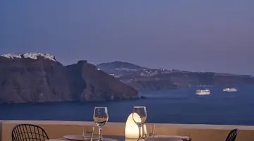 Mr and Mrs White Santorini