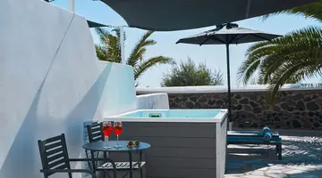 Mr and Mrs White Santorini