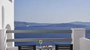 Mr and Mrs White Santorini