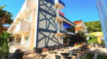 Mr Crane Hotel