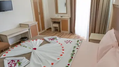 Mr Crane Hotel