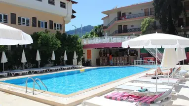 Mr Crane Hotel