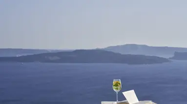 MR & MRS WHITE OIA - SANTORINI