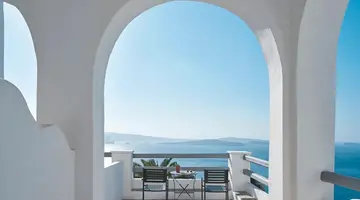 Mr. & Mrs. White Oia - Santorini