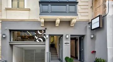 Mr Todd Hotel