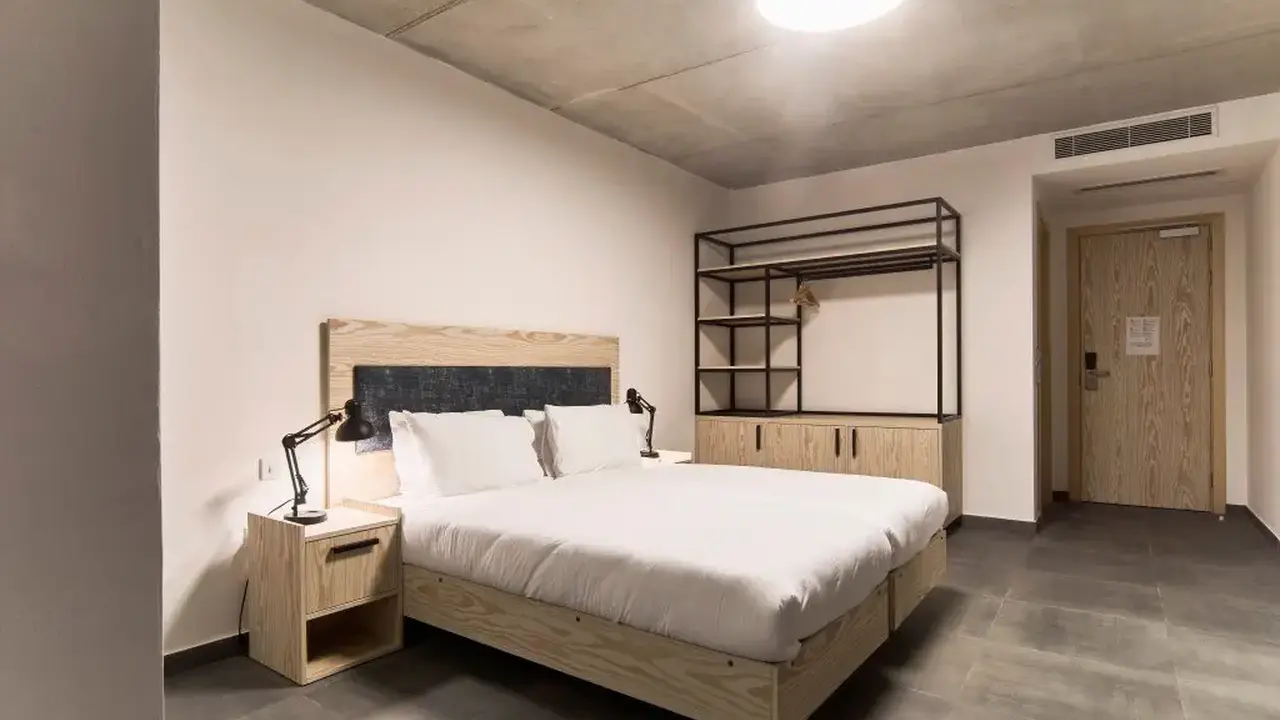 Mr Todd Hotel