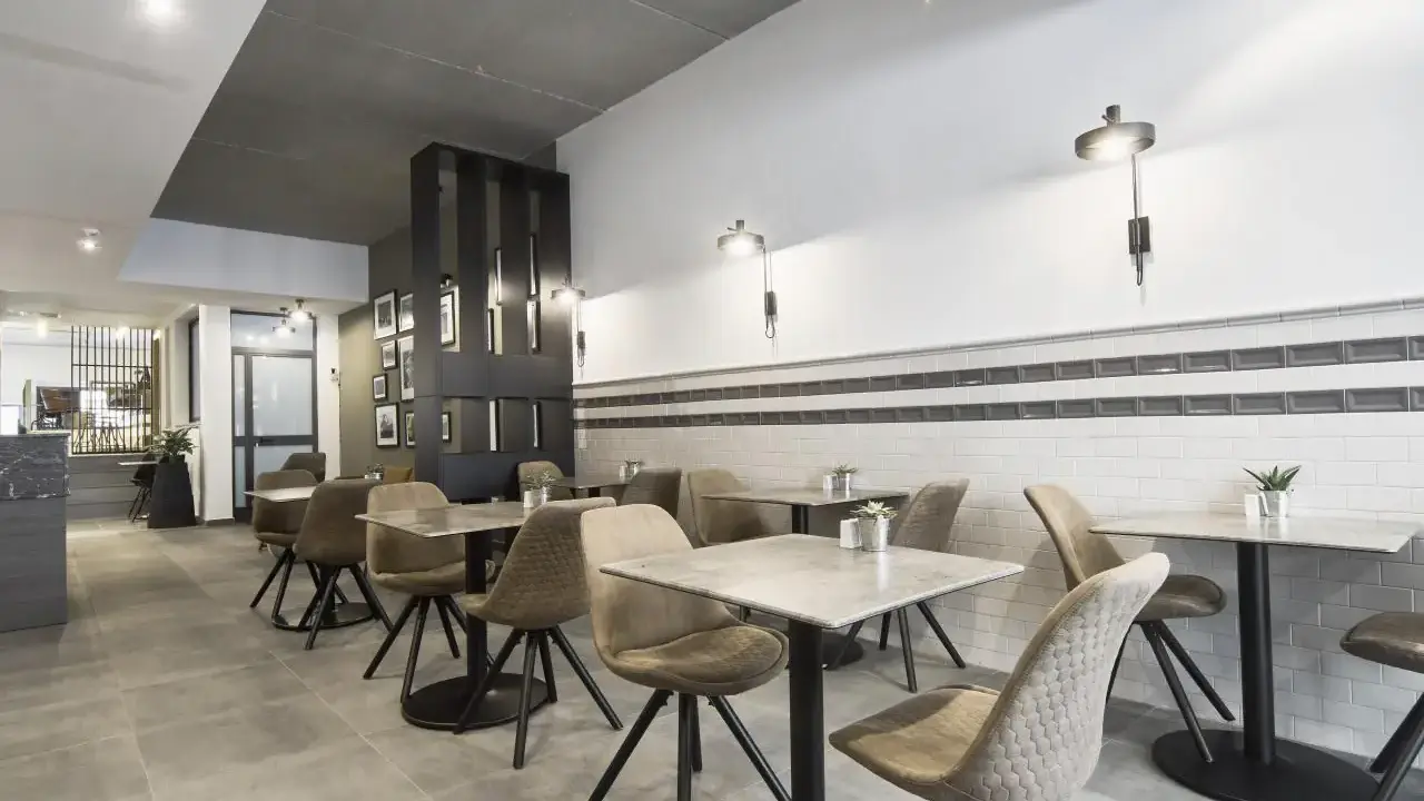 Mr Todd Hotel