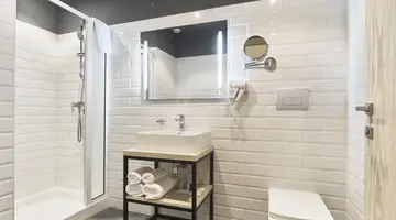 Mr Todd Hotel
