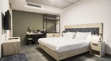 Mr Todd Hotel