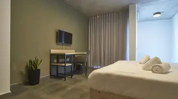 Mr Todd Hotel