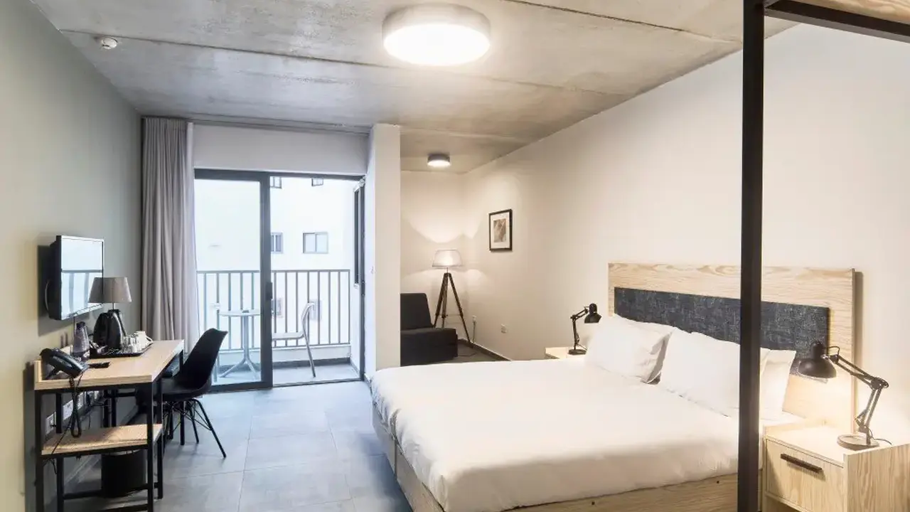 Mr Todd Hotel
