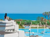Mrs Chryssana Beach Hotel
