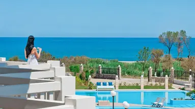 Mrs Chryssana Beach Hotel