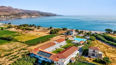 Mrs Chryssana Beach Hotel